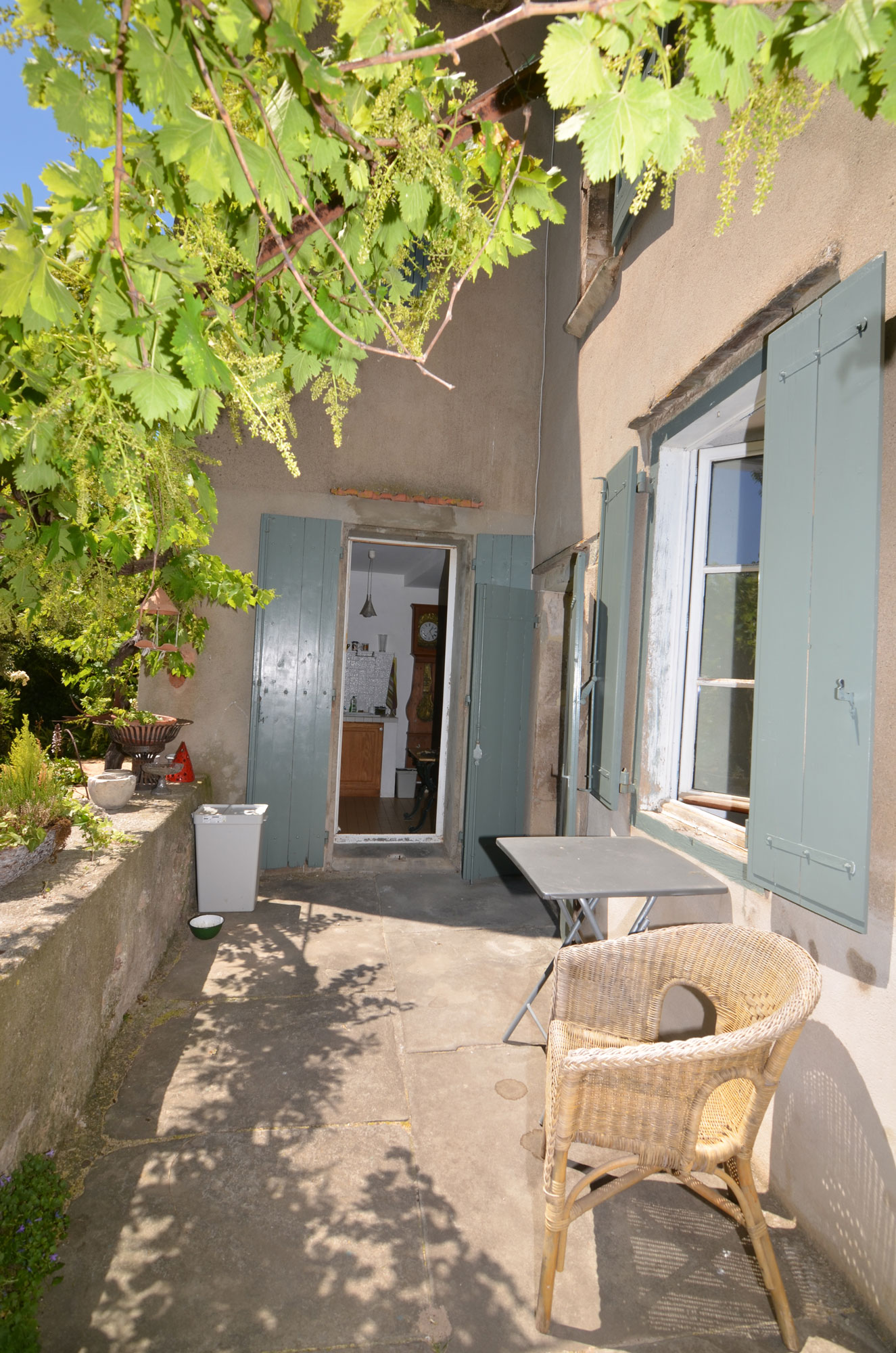 1380CA_cuisine_et_terrasse.jpg